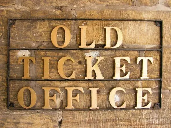 The Ticket Office Villa Whitby 0*,  Egyesült Királyság